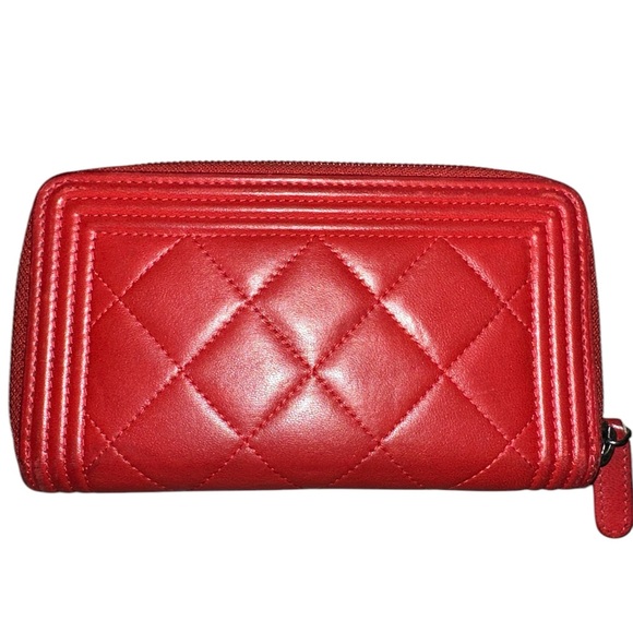 Mini Chanel Boy Wallet w/ COA - Picture 6 of 11